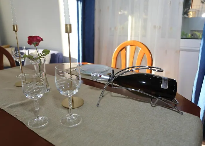 Rose House Apartament *